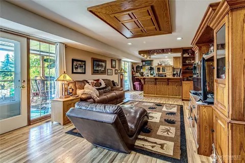 Living - 231 Madrona Ter, Sequim, WA 98382 photo 3 of 5
