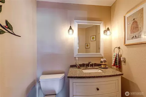 Bath - 231 Madrona Ter, Sequim, WA 98382 photo 4 of 5