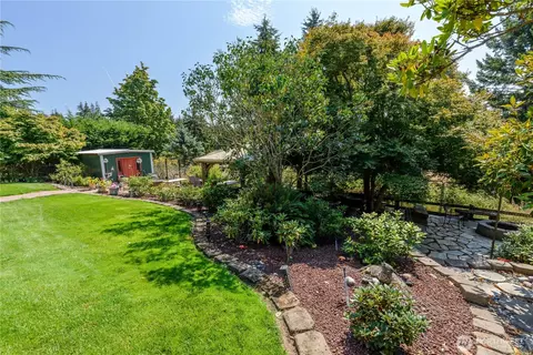 Exterior - 231 Madrona Ter, Sequim, WA 98382 photo 11 of 13