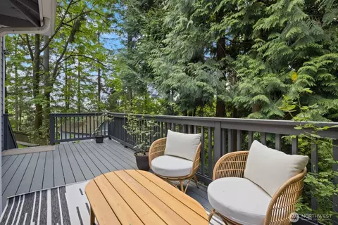 Exterior - 18031 129th Pl NE, Bothell, WA 98011 photo 3 of 6