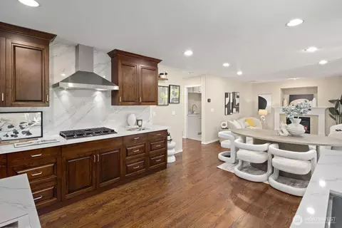 Kitchen - 18031 129th Pl NE, Bothell, WA 98011 photo 2 of 5