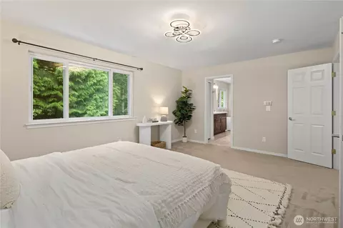 Bedroom - 18031 129th Pl NE, Bothell, WA 98011 photo 2 of 5