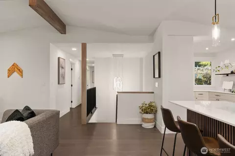 Entry Way - 10811 NE 154th Ct, Bothell, WA 98011 photo 1 of 1