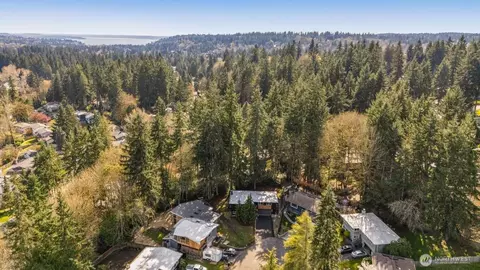 View/Area - 10811 NE 154th Ct, Bothell, WA 98011 photo 2 of 2