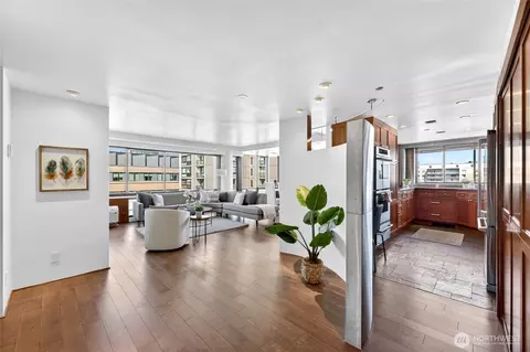 1120 Spring St #1201, Seattle, WA 98104