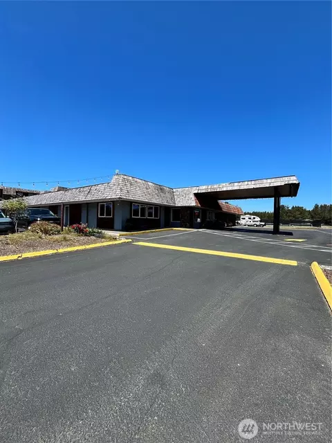304 14th St NW #117, Long Beach, WA 98631