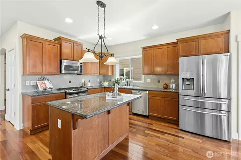 Kitchen - 22624 43rd Dr SE, Bothell, WA 98021 photo 2 of 3