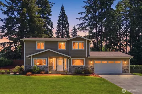 1312 Adams St, Steilacoom, WA 98388