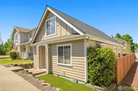 726 29th Ave SE, Puyallup, WA 98374
