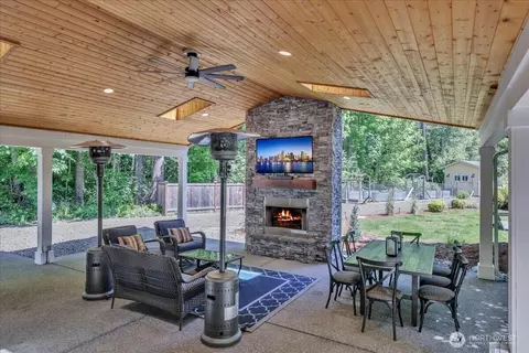 3936 Forest Park St NW, Olympia, WA 98502