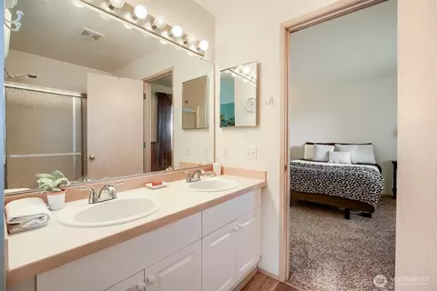 Bath - 21908 40th Ave E, Spanaway, WA 98387 photo 3 of 4