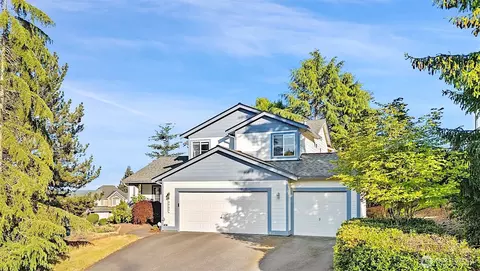 4851 NW Walgren Dr, Silverdale, WA 98383