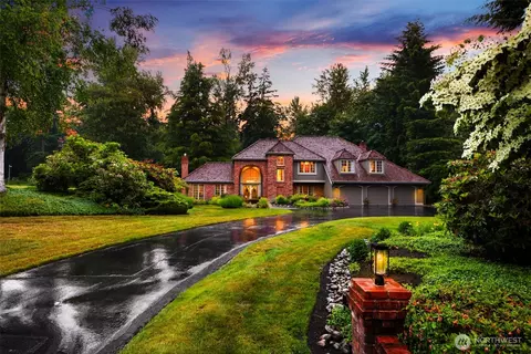 21830 NE 69th St, Redmond, WA 98053