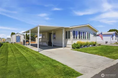 2240 W Broadway Ave #209, Moses Lake, WA 98837
