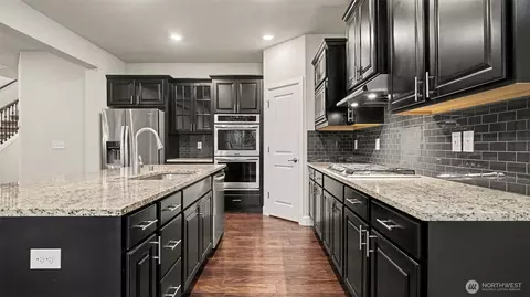 Kitchen - 17321 40th Ave SE, Bothell, WA 98012 photo 1 of 5