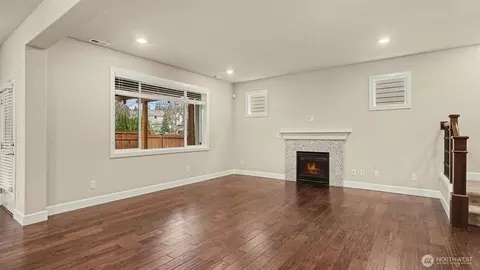 Living - 17321 40th Ave SE, Bothell, WA 98012 photo 1 of 6