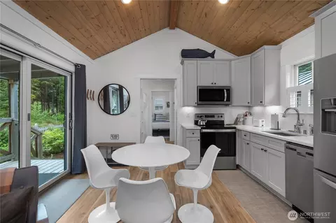 Kitchen - 401 E Compass St, Pacific Beach, WA 98571 photo 1 of 2