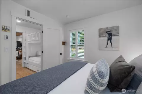 Bedroom - 401 E Compass St, Pacific Beach, WA 98571 photo 2 of 3