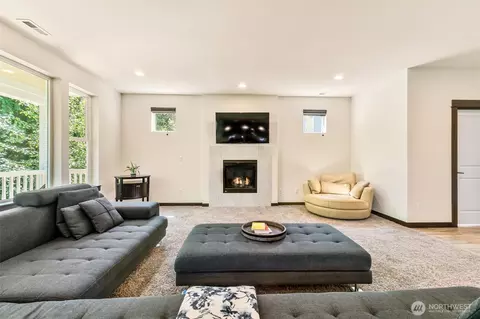 Living - 17415 3rd Ave SE, Bothell, WA 98012 photo 2 of 8