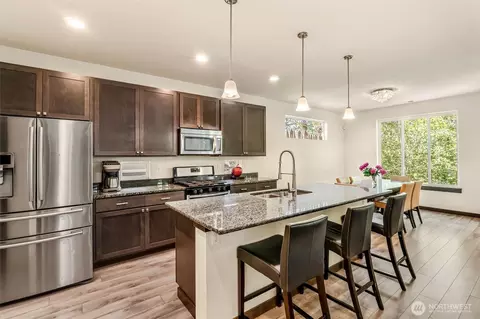 Kitchen - 17415 3rd Ave SE, Bothell, WA 98012 photo 1 of 6