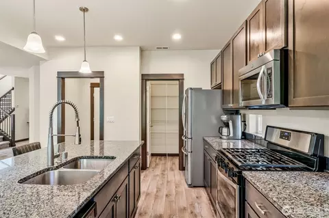 Kitchen - 17415 3rd Ave SE, Bothell, WA 98012 photo 4 of 6