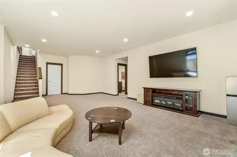 Living - 17415 3rd Ave SE, Bothell, WA 98012 photo 8 of 8