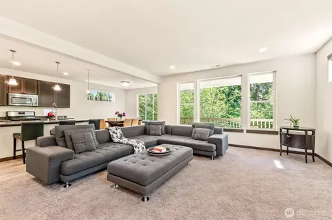 Living - 17415 3rd Ave SE, Bothell, WA 98012 photo 4 of 8
