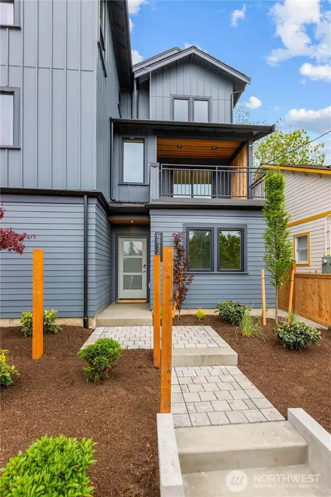 6832 B 47th Ave NE, Seattle, WA 98115