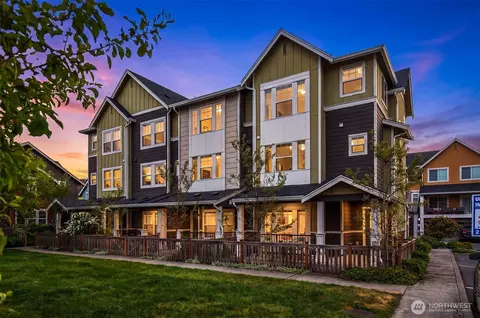 3280 SW Graham St #601, Seattle, WA 98126