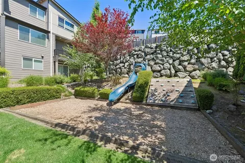 Exterior - 1325 Seattle Hill Rd #G5, Bothell, WA 98012 photo 3 of 3