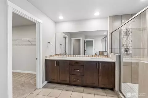 Bath - 1325 Seattle Hill Rd #G5, Bothell, WA 98012 photo 4 of 5