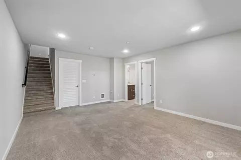 Living - 1325 Seattle Hill Rd #G5, Bothell, WA 98012 photo 5 of 5