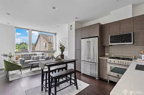 Kitchen - 230 26th Ave E, Seattle, WA 98112 photo 3 of 4