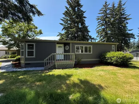 8013 194th St E #44, Spanaway, WA 98387