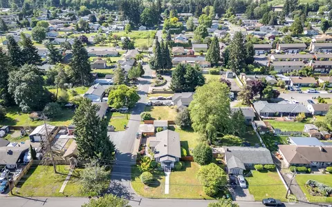 View/Area - 1716 E Main St, Auburn, WA 98002 photo 5 of 5