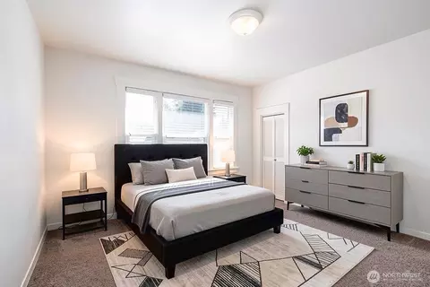 Bedroom - 1716 E Main St, Auburn, WA 98002 photo 2 of 2