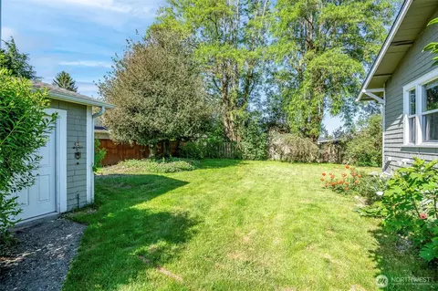 Exterior - 1716 E Main St, Auburn, WA 98002 photo 8 of 15
