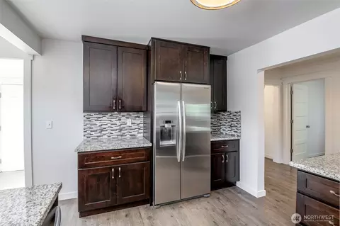 Kitchen - 1716 E Main St, Auburn, WA 98002 photo 4 of 4
