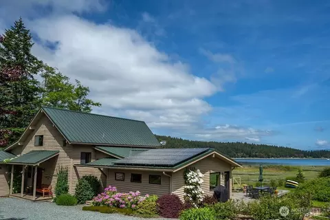 3757 Mud Bay Rd, Lopez Island, WA 98261