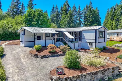 14014 Greenbelt Dr E, Bonney Lake, WA 98391