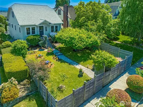 3444 11th Ave W, Seattle, WA 98119