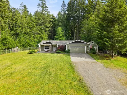 9818 138th Ave NW, Gig Harbor, WA 98329