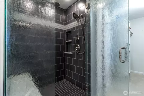 Bath - 4673 Larson Rd, Walla Walla, WA 99362 photo 2 of 5