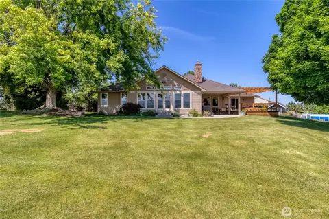 4673 Larson Rd, Walla Walla, WA 99362