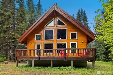 42 Gold Creek Ln, Snoqualmie Pass, WA 98068
