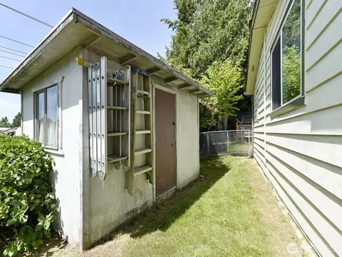 19805 127th Ct NE, Bothell, WA 98011 photo 23