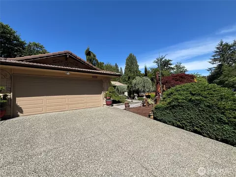 13214 SE 91st St, Newcastle, WA 98059