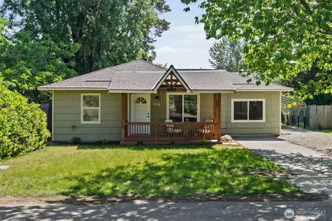 916 Bowker St SE, Lacey, WA 98503