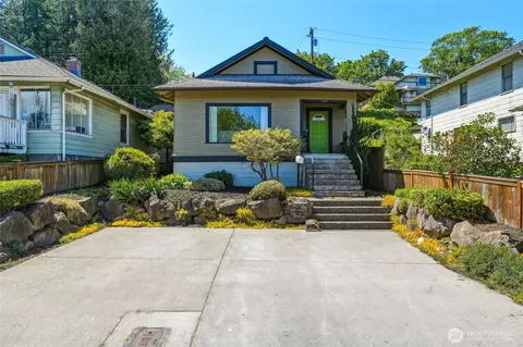 3310 Rucker Ave, Everett, WA 98201