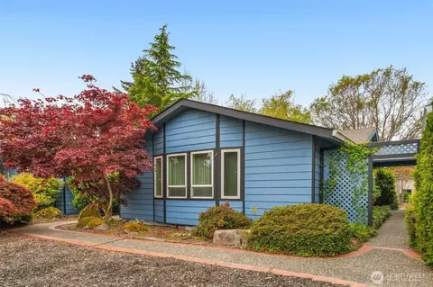 Exterior - 921 241st Pl SW, Bothell, WA 98021 photo 7 of 11